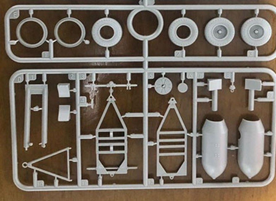 1/32 Us/Uk Aviation Bomb Trailer Mk.2 (With Bomb) (Set Of 2) New