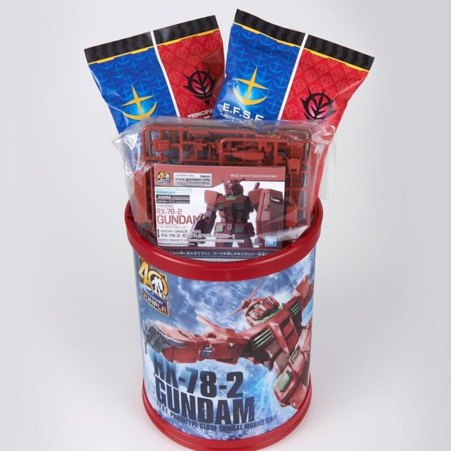 Round Box With Gunpla (Entry Grade 1/144 Rx-78-2) Christmas Color Clearance