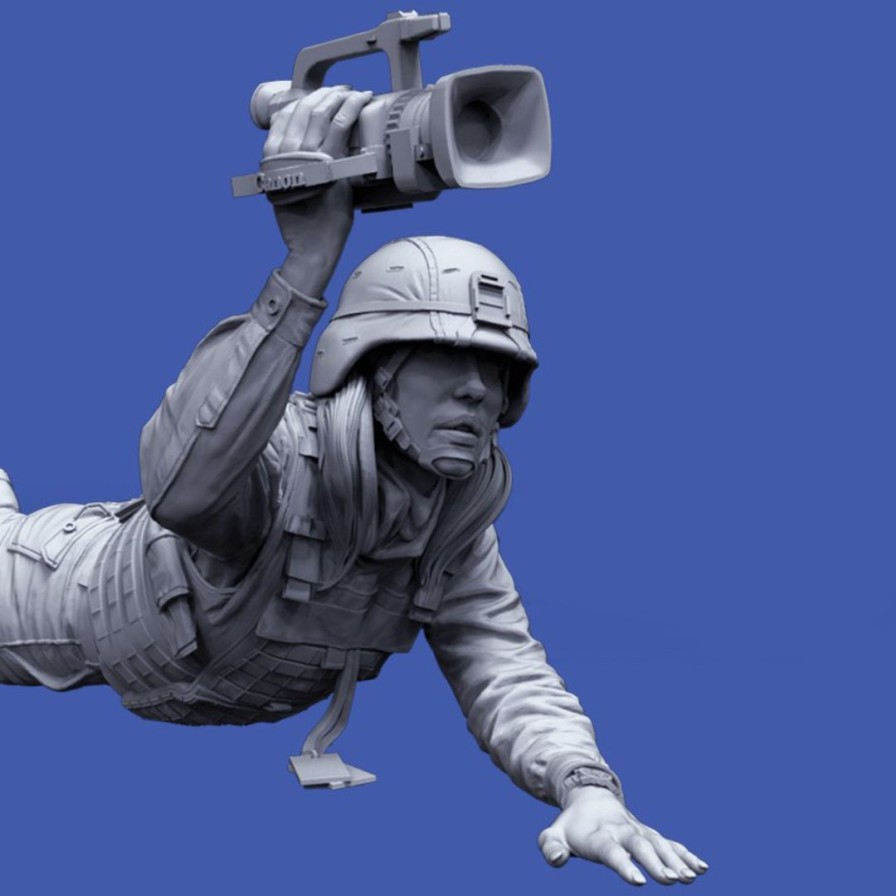 1/35 War Reporter Wholesale