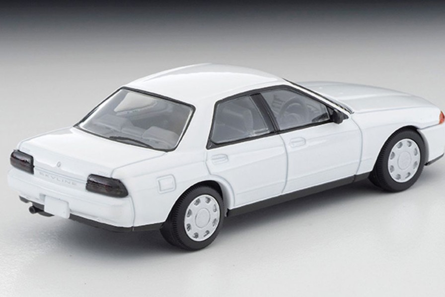 1/64 Lv-N194D Nissan Skyline 4-Door Sports Sedan Gxi Type X (White) 1992 Model Hot