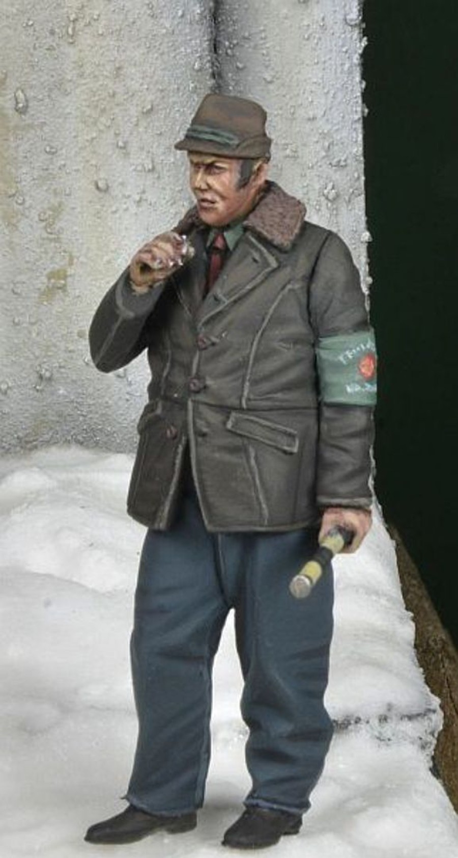 1/35 Current Use East German Border Guard Border Guard Assistant 1970S-80S Winter Online